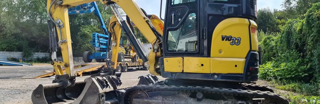 Avantages de la location d'une mini-pelle chez ATOUTLOC dans le Nord de la France