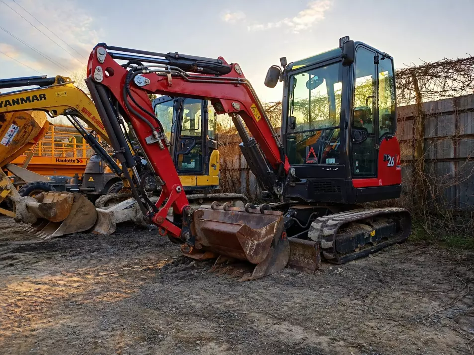 location-mini-pelle-59