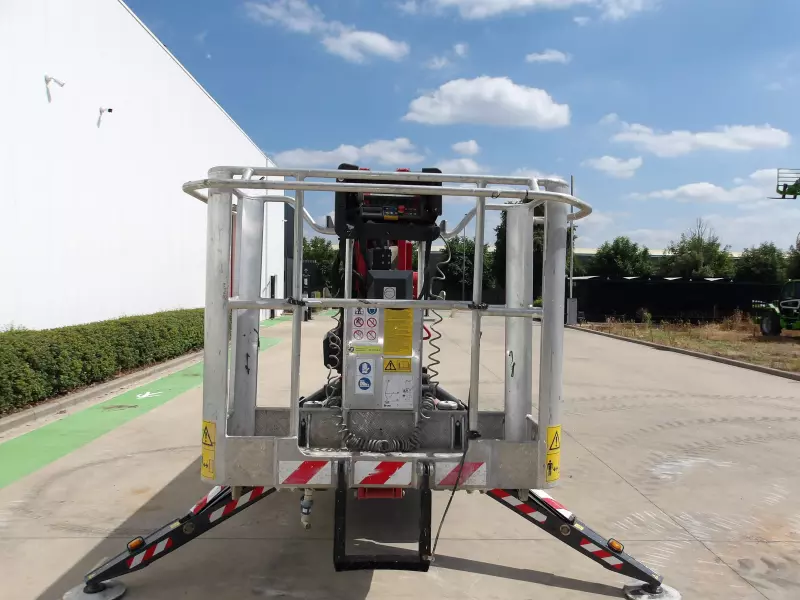 nacelle occasion HINOWA LL2010