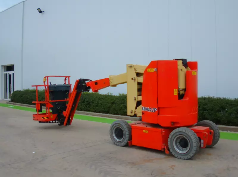 nacelle occasion JLG E300AJP