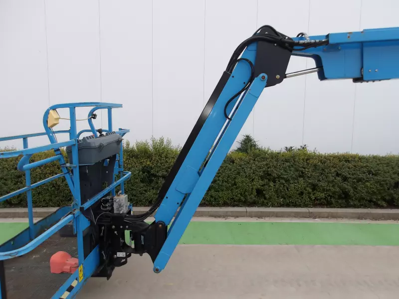 nacelle occasion JLG H800AJ- NEW BATTERIES