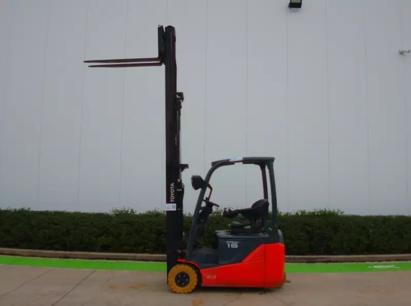 nacelle occasion TOYOTA 8FBEK16T