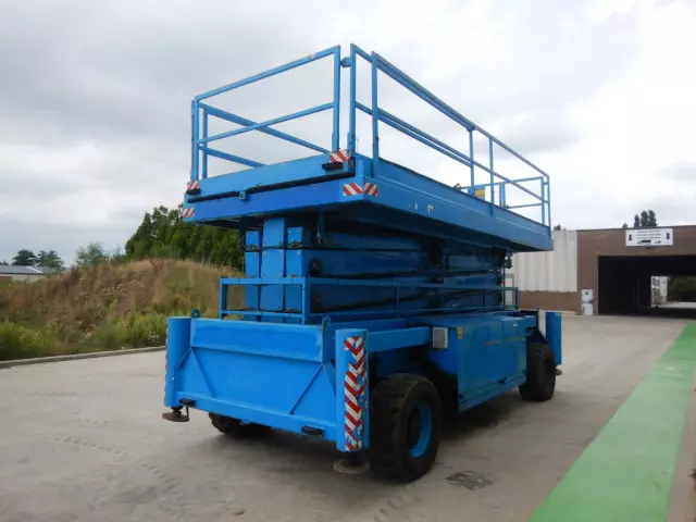 nacelle occasion HOLLANDLIFT M250DL27