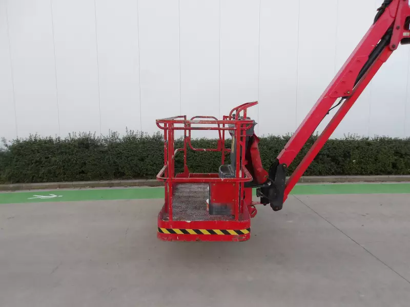 nacelle occasion JLG 1350SJP