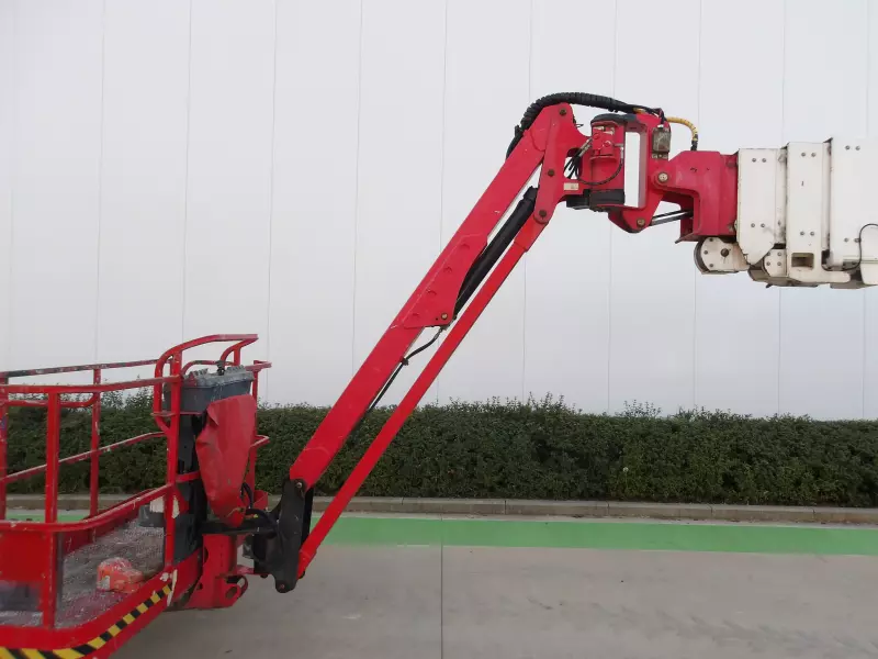 nacelle occasion JLG 1350SJP