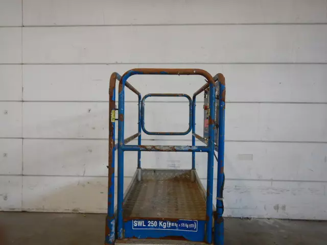 nacelle occasion JLG POWER TOWER