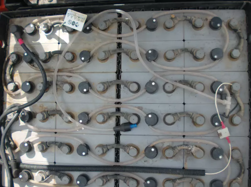 nacelle occasion TOYOTA 8FBEK16T