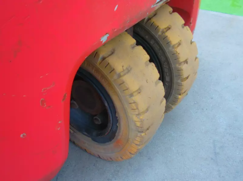 nacelle occasion TOYOTA 8FBEK16T